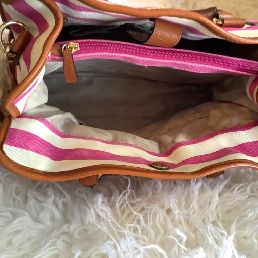 MICHAEL Michael KORS Fusia/pink and White Striped Canvas leather Hamilton Large - Picture 11 of 15